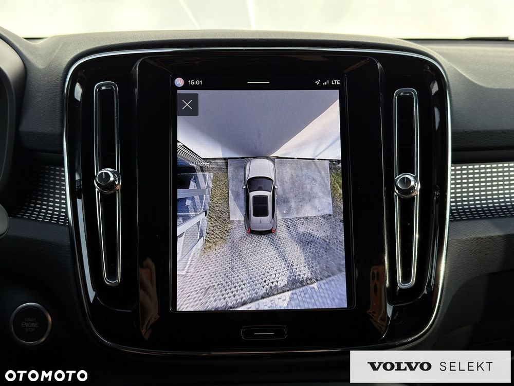 Volvo XC 40 - 28