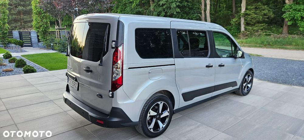 Ford Tourneo Connect Grand - 29