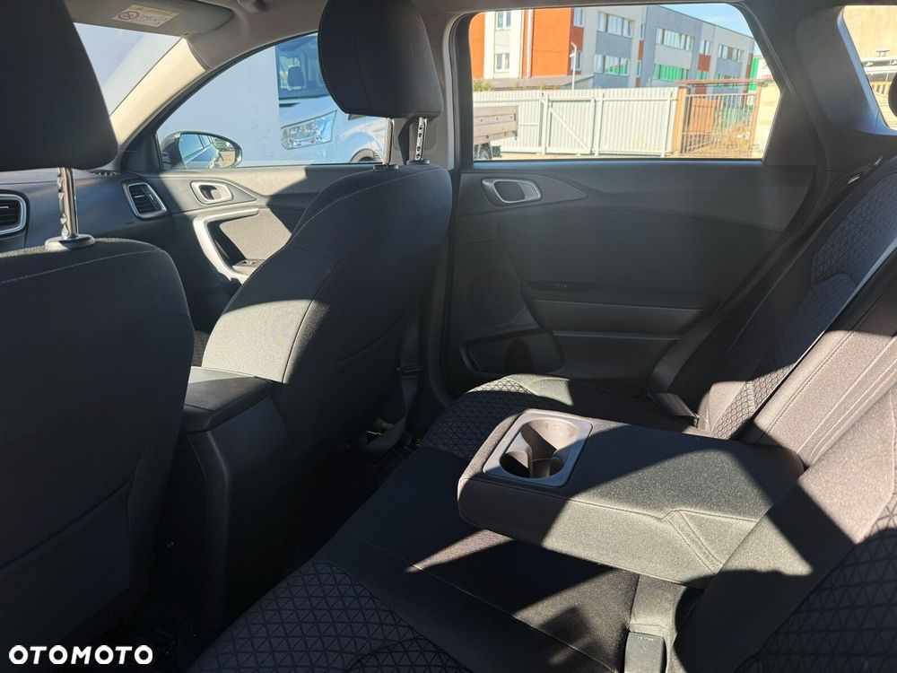 Kia Ceed 1.4 T-GDI M DCT - 26