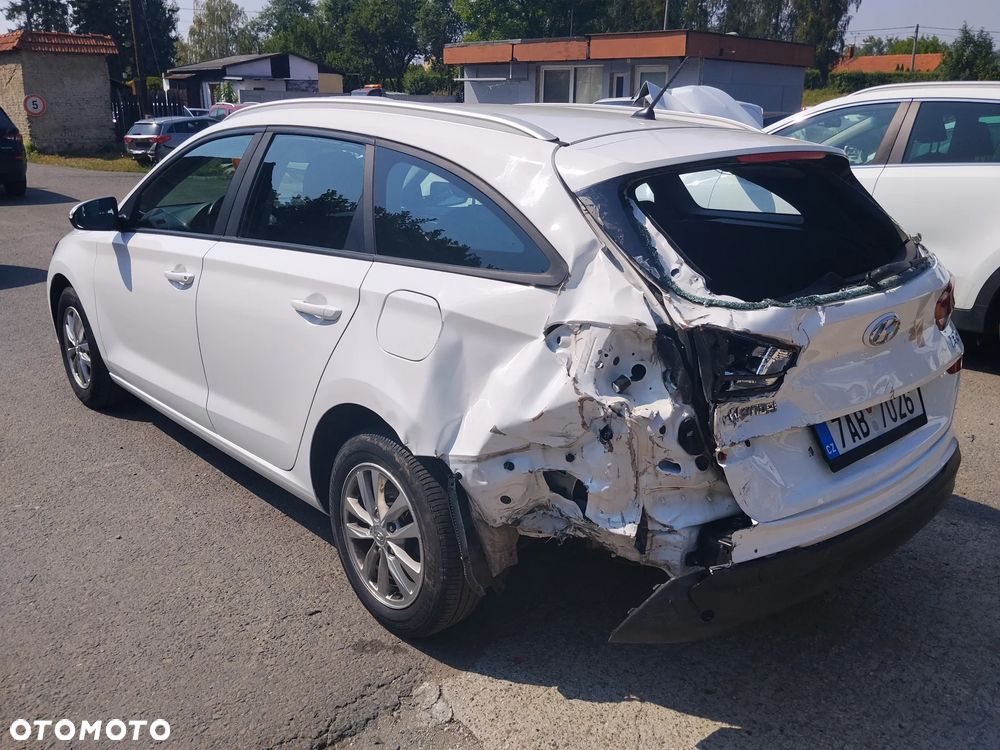 Hyundai i30 1.4 T-GDI Classic + - 3