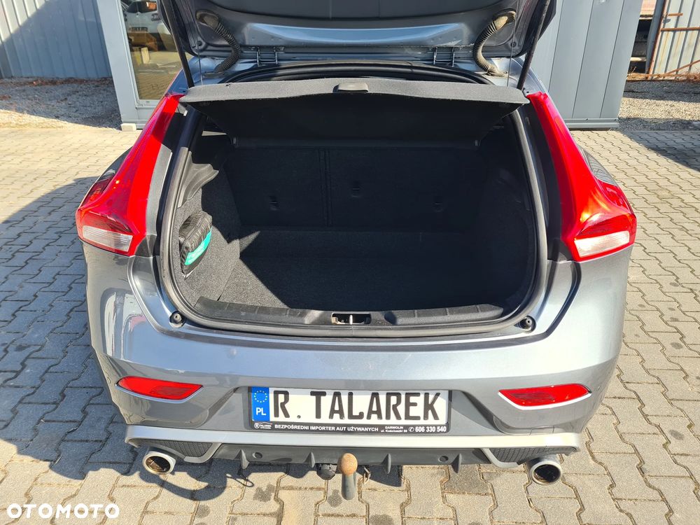 Volvo V40 D3 Drive-E R-Design Kinetic - 9