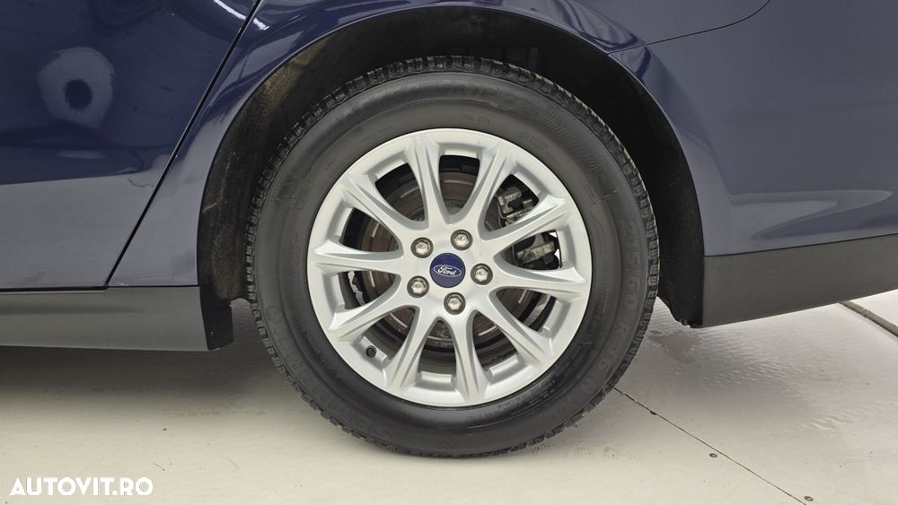 Ford Mondeo 2.0 HEV Trend - 22