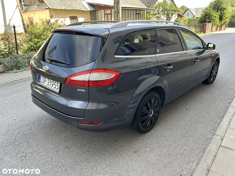 Ford Mondeo - 4