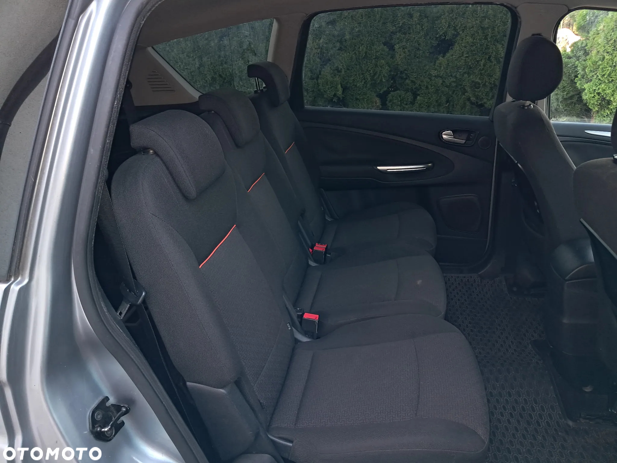 Ford S-Max - 6