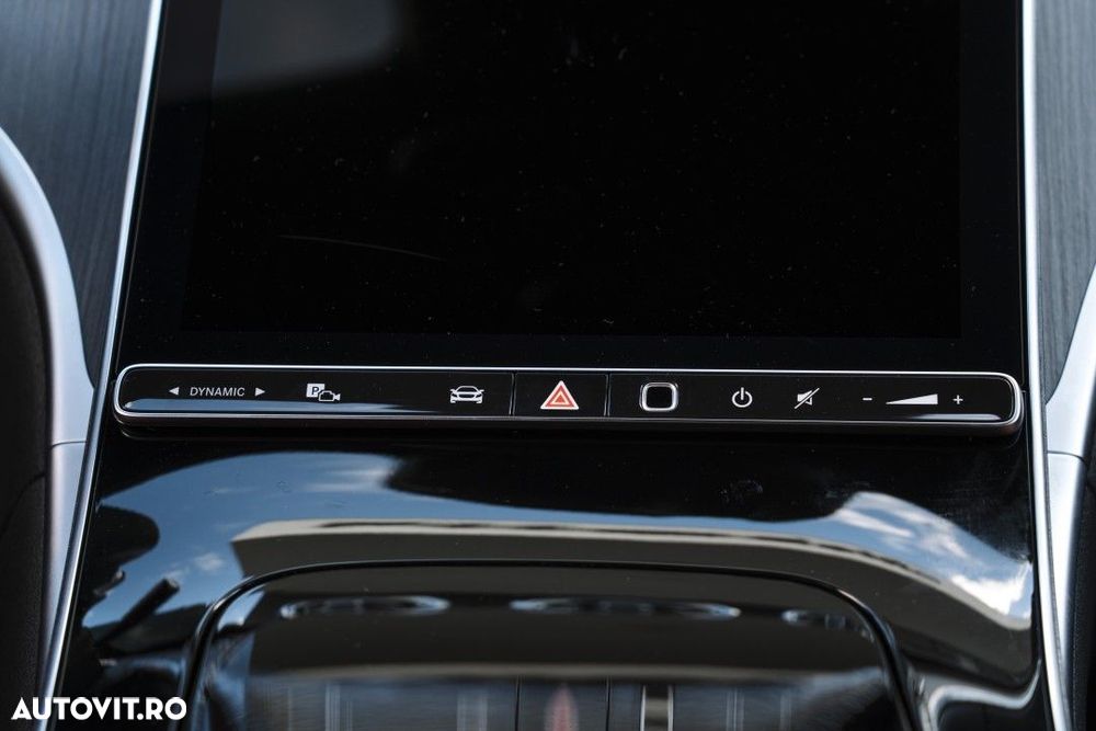 Mercedes-Benz C - 25