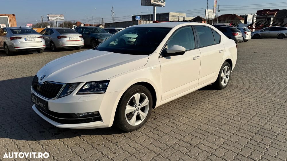 Skoda Octavia - 2