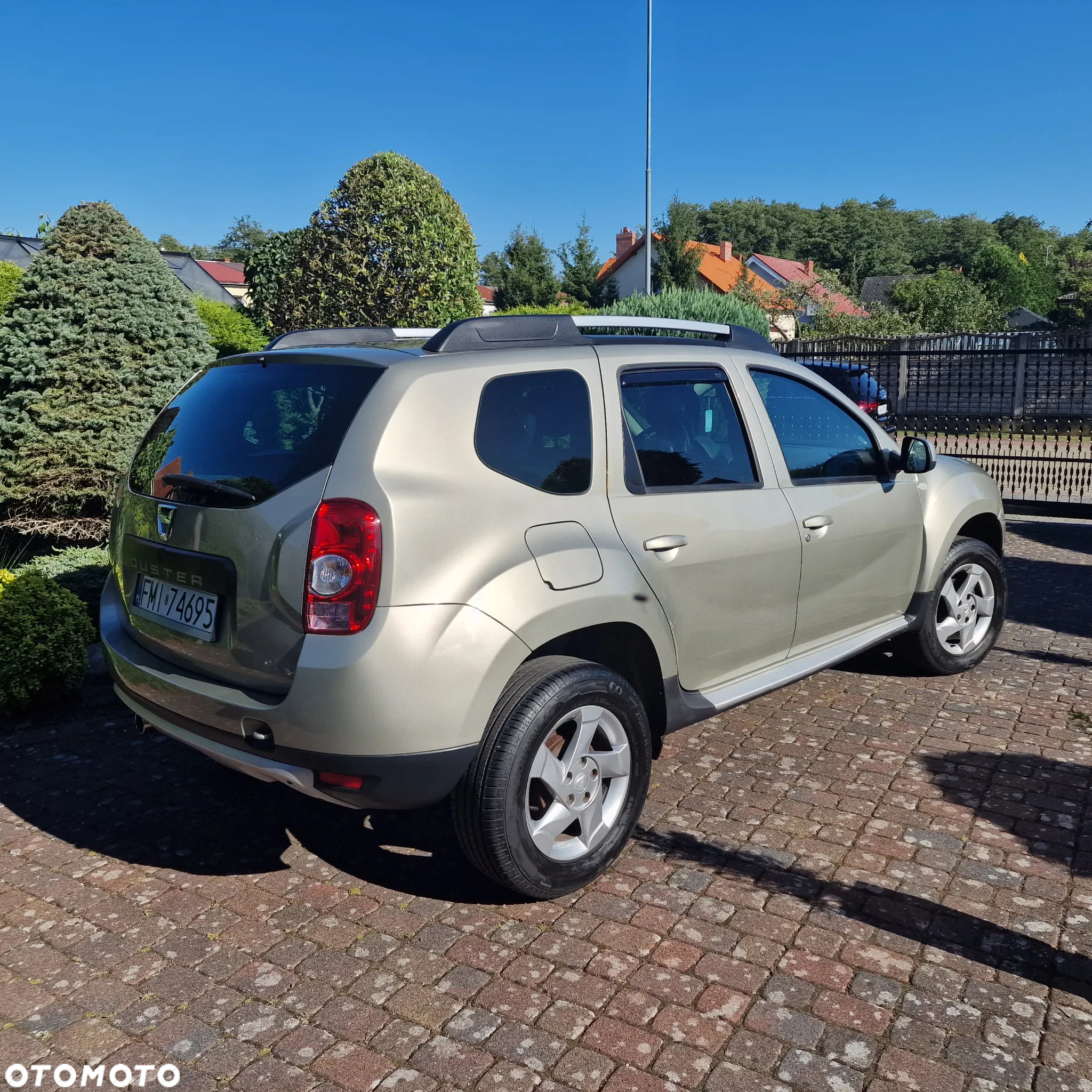 Dacia Duster 1.6 16V 4x2 Laureate - 5