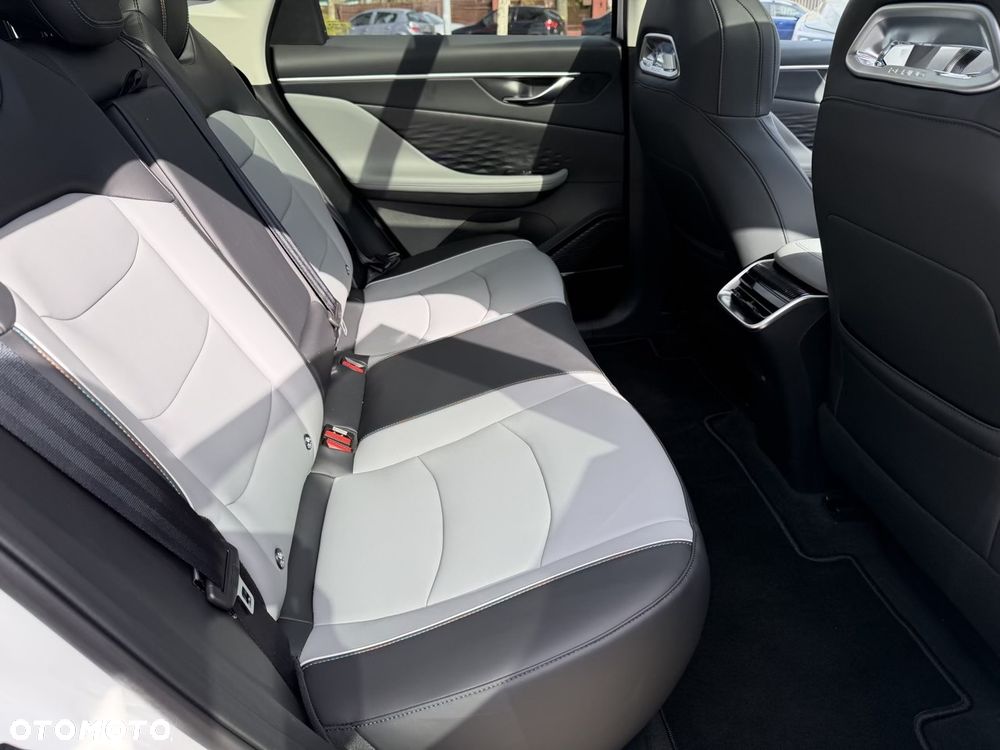 BAIC 5 Beijing 1.5T Business DCT - 17