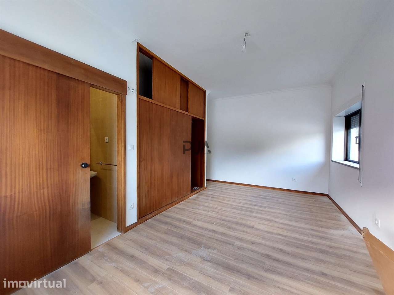 Moradia com 2 Apartamentos T4 e Armazém em Oliveira, Mangualde - Grande imagem: 4/24