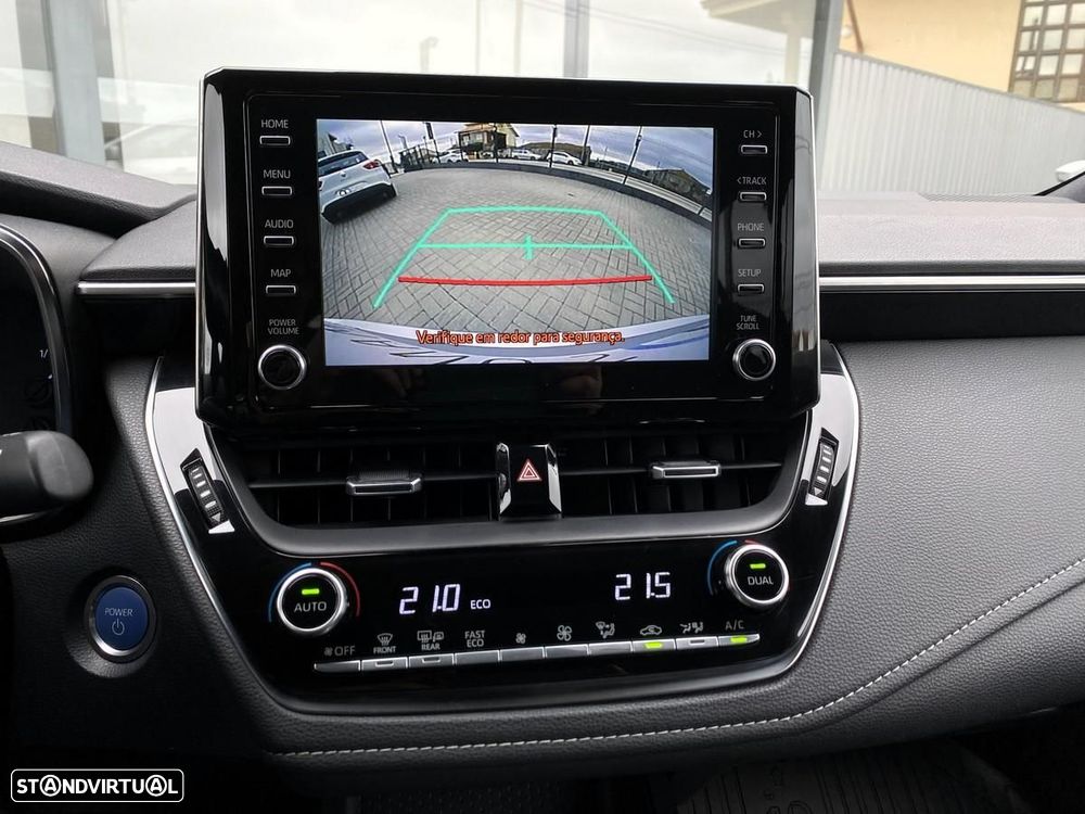 Toyota Corolla Touring Sports 1.8 Hybrid Comfort+P.Sport - 23