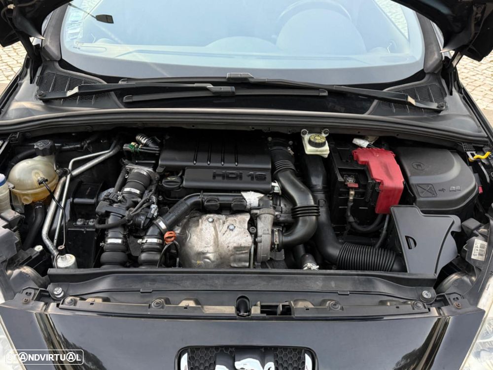 Peugeot 308 SW 1.6 HDi Executive CVM6 - 13