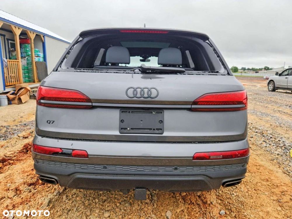 Audi Q7 - 3