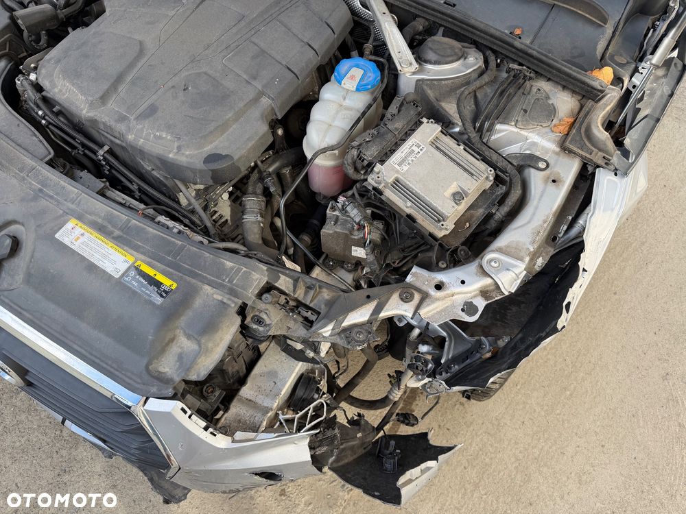 Audi A4 Avant 2.0 TDI S tronic quattro - 12
