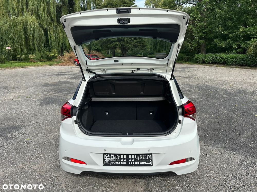 Hyundai i20 1.2 Elegant - 35