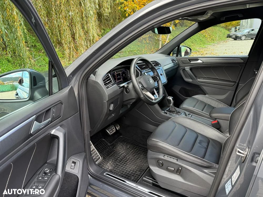 Volkswagen Tiguan 2.0 TDI SCR 4MOTION DSG R-Line - 32