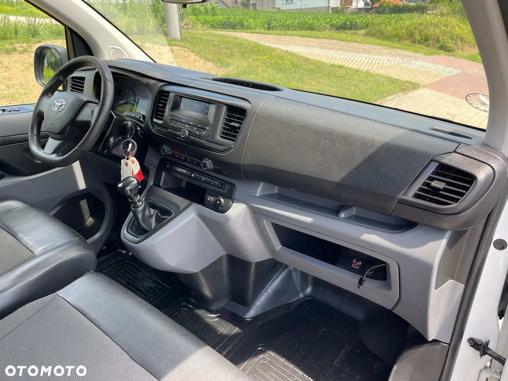 Toyota Proace - 28