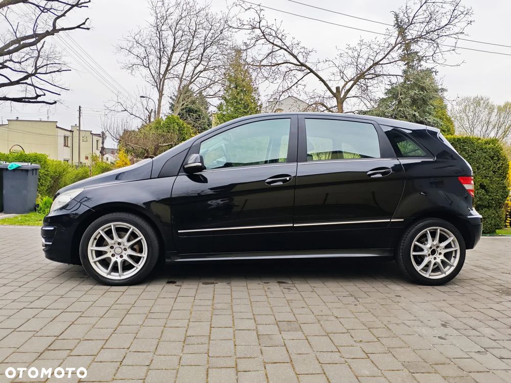 Mercedes-Benz Klasa B 200 CDI Special Edition - 9