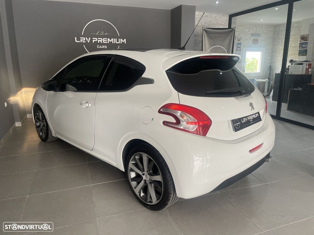 Peugeot 208 1.6 e-HDi Allure - 6