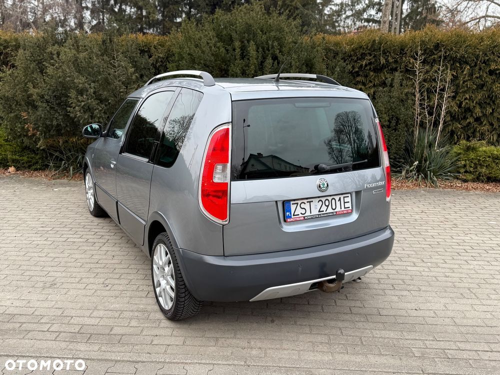 Skoda Roomster 1.6 TDI DPF Scout - 4
