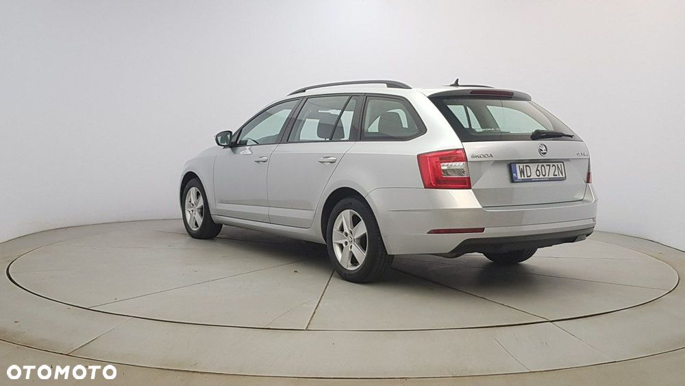 Skoda Octavia - 5