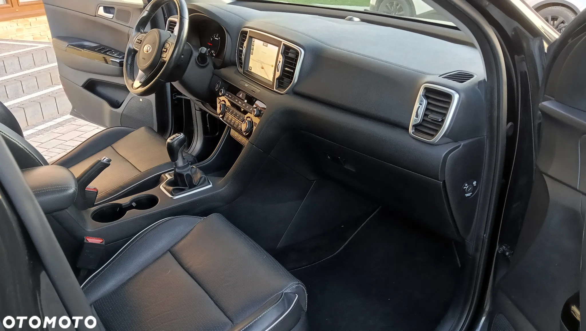 Kia Sportage 1.6 GDI L Business Line Plus 2WD - 10