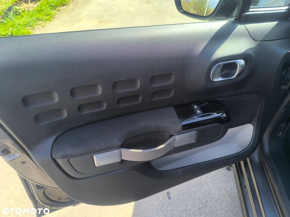 Citroën C3 1.2 PureTech Shine S&S EAT6 - 20