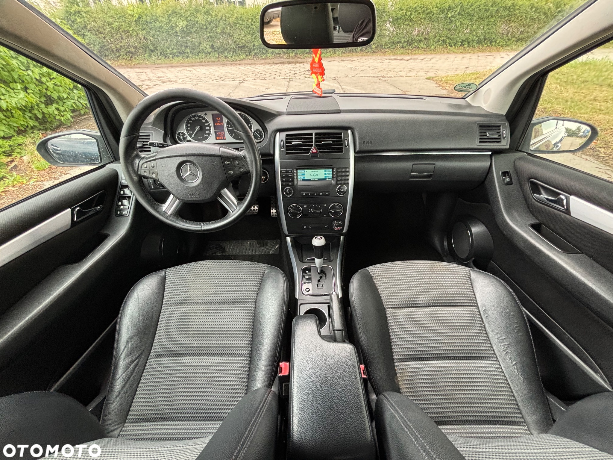 Mercedes-Benz Klasa B 180 CDI Autotronic Special Edition - 25