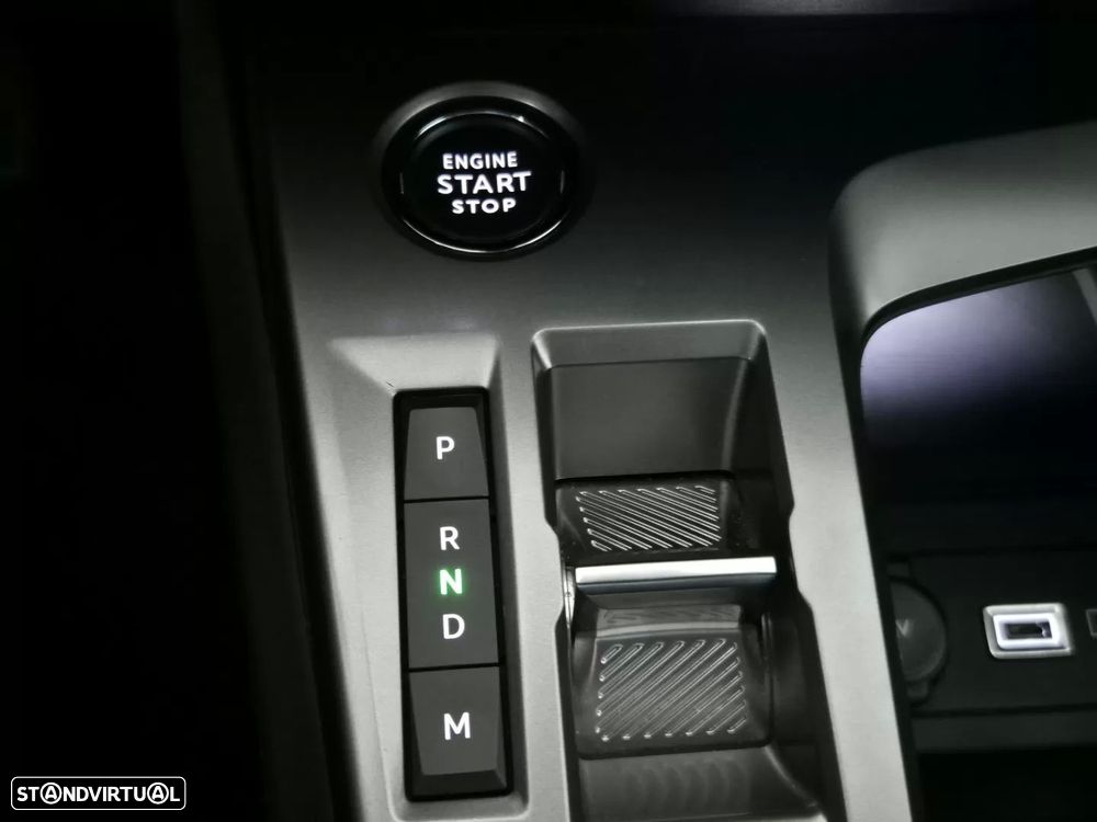 Peugeot 408 1.2 Hybrid Allure e-DCS6 - 30