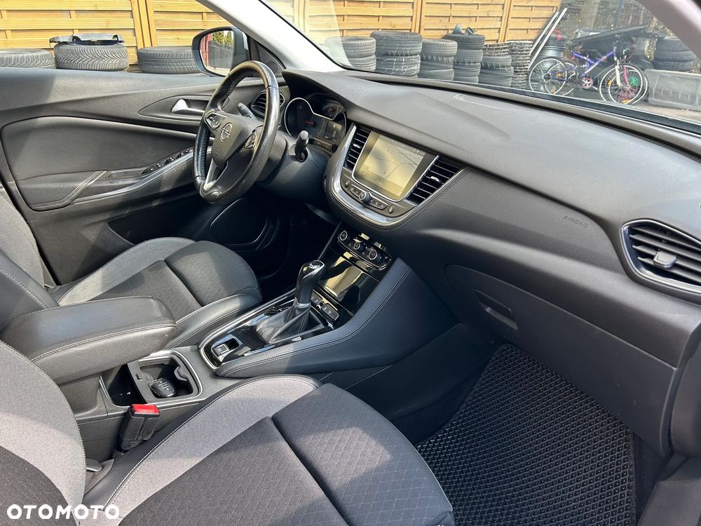 Opel Grandland X 1.6 T Elegance S&S - 12
