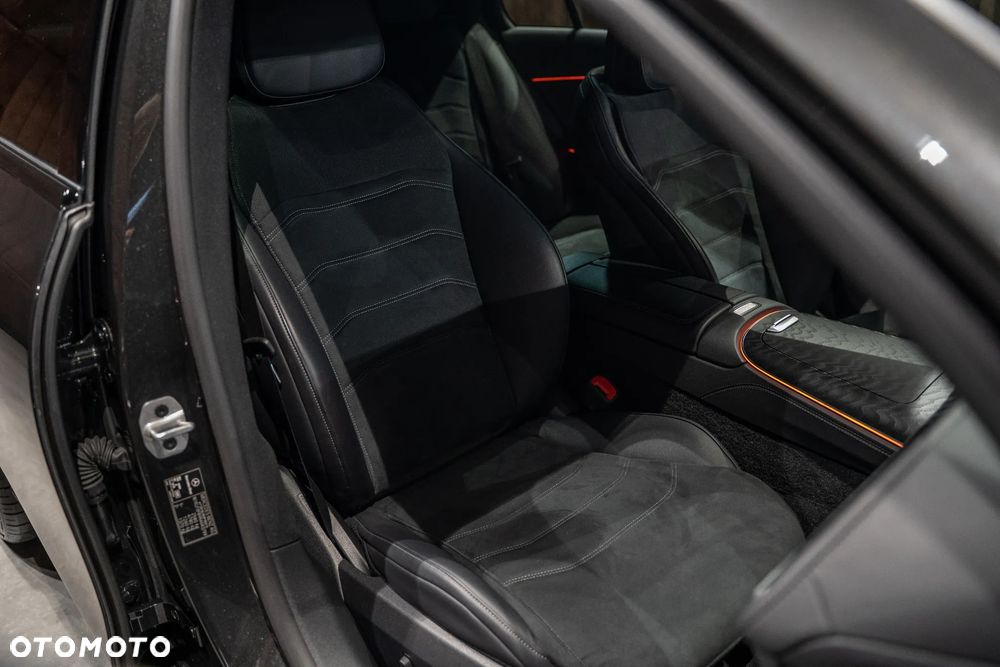 Mercedes-Benz Klasa E 220 d mHEV 4-Matic AMG 9G-Tronic - 24