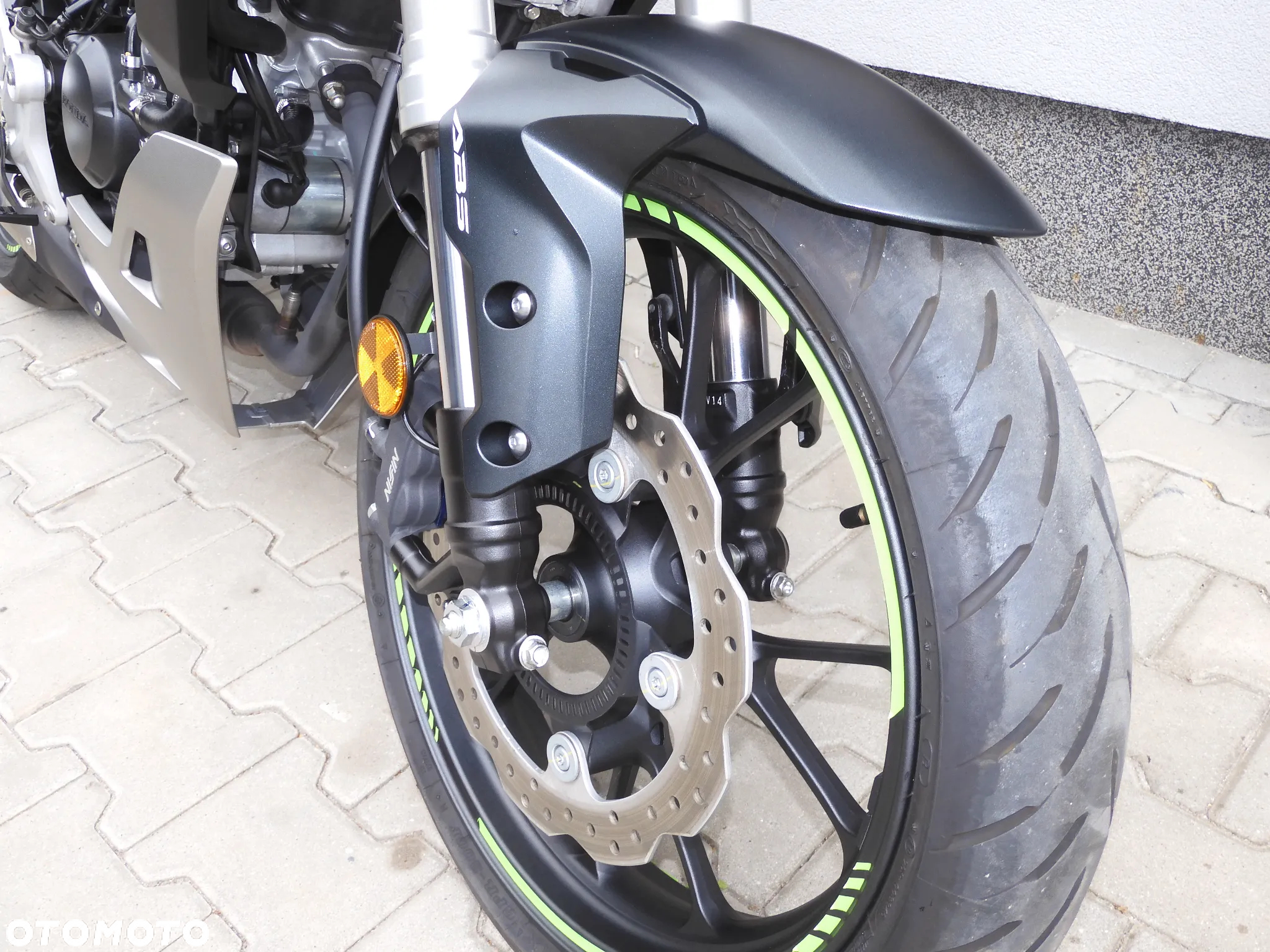 Honda CB - 4
