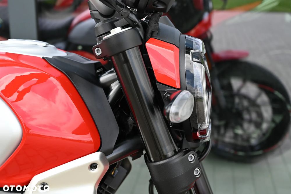 Ducati Scrambler - 15