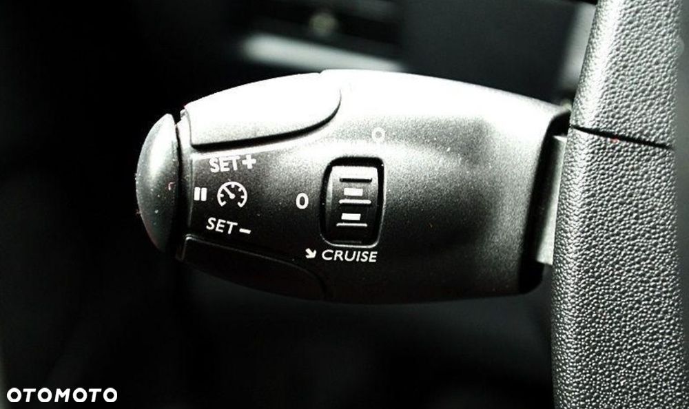 Citroën DS3 1.6 HDi SoChic - 6