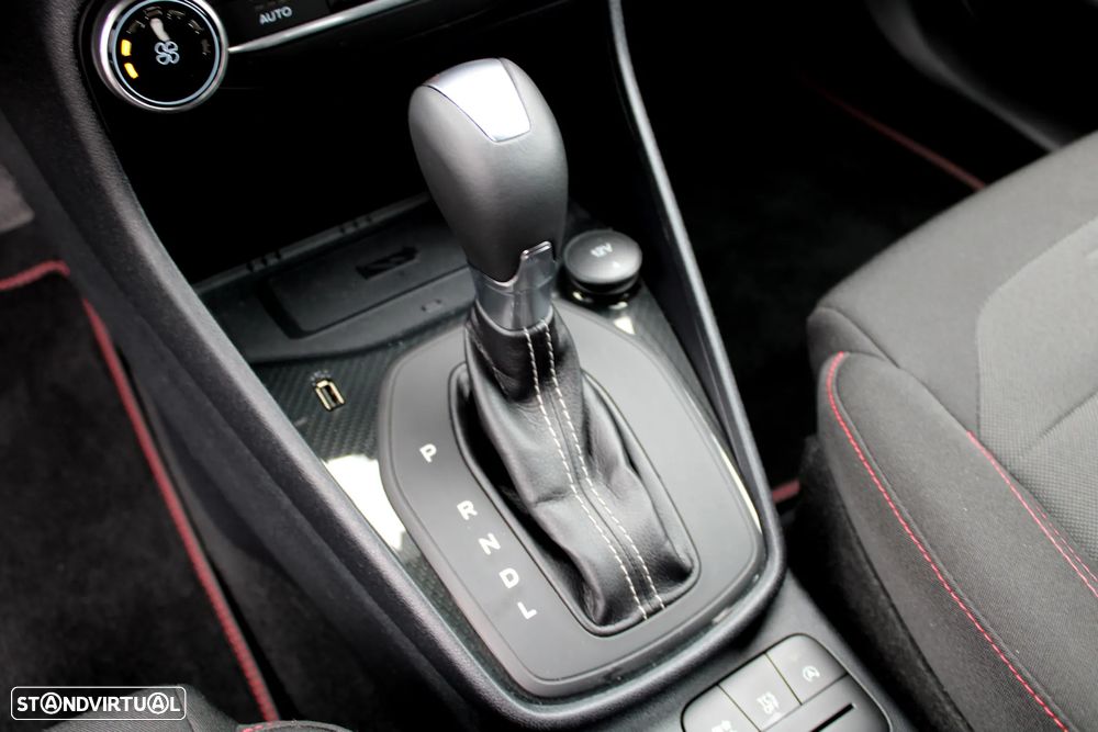 Ford Fiesta 1.0 EcoBoost MHEV ST-Line X Aut. - 32