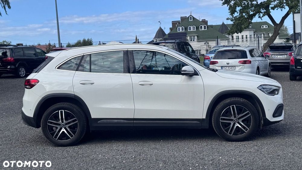 Mercedes-Benz Gla 2022 photo 4