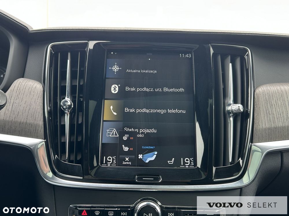 Volvo V90 Cross Country - 18