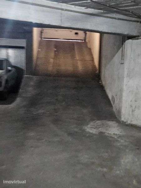 GARAGEM Centro Caldas - Grande imagem: 5/6
