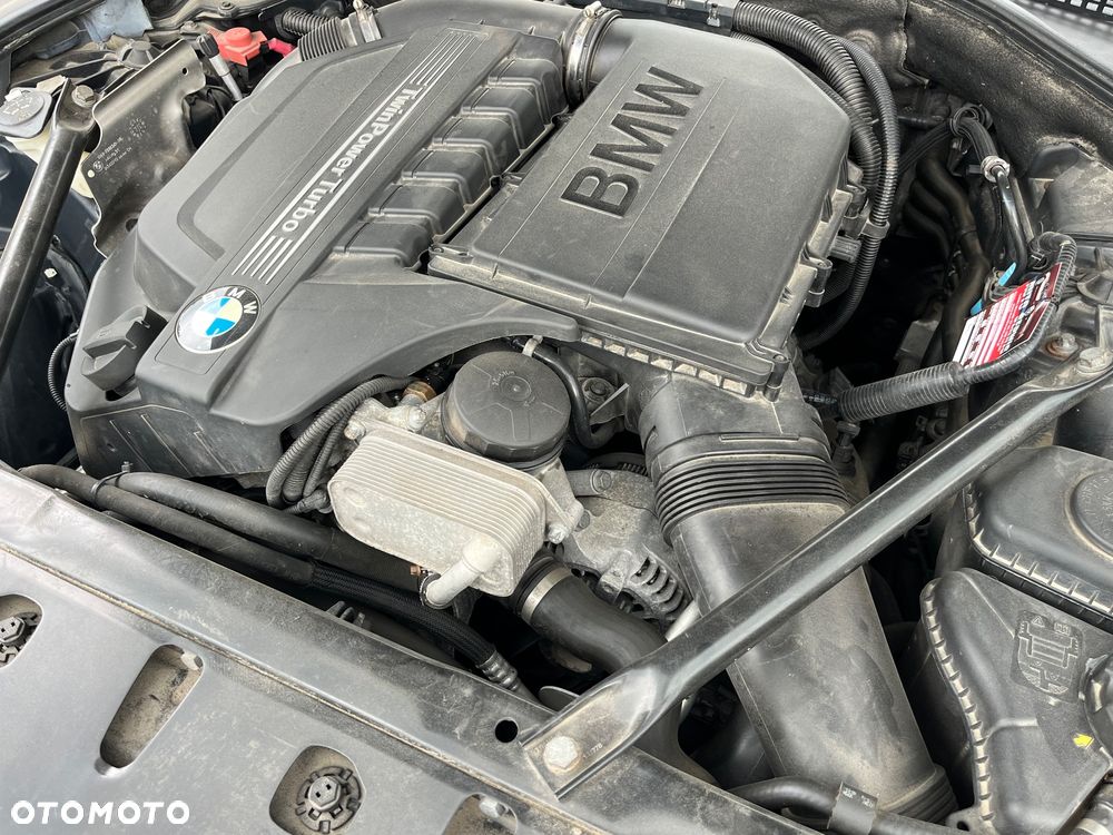 BMW Seria 5 535i xDrive - 7