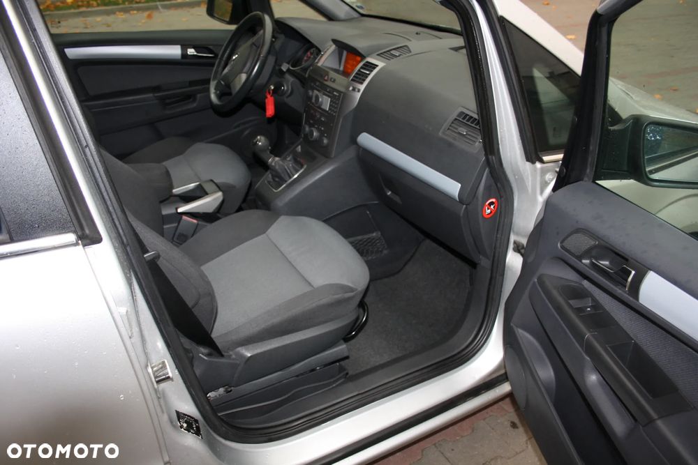Opel Zafira 1.8 Active - 16