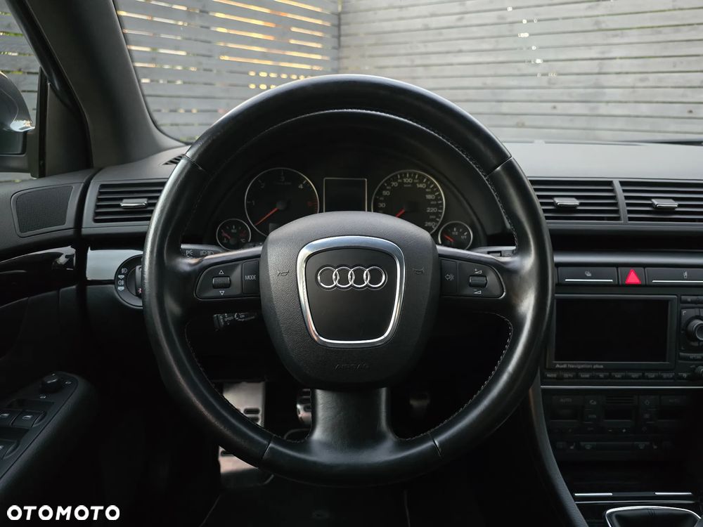 Audi A4 Avant 2.0 TDI DPF - 19
