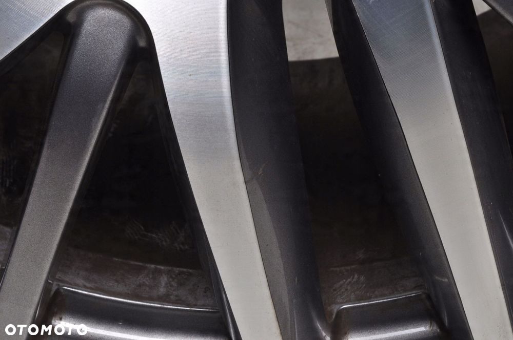 MASERATI FELGA ALUMINIOWA R19" 10J 5X114.3 ET40 670016855 - 5