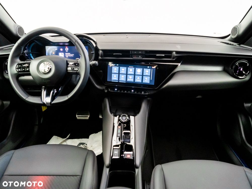 Alfa Romeo Junior 1.2 mHEV Ti eDCT - 33