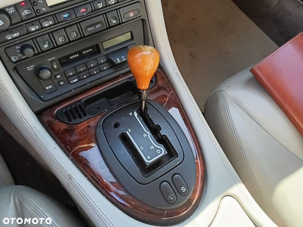 Jaguar XK8 - 18