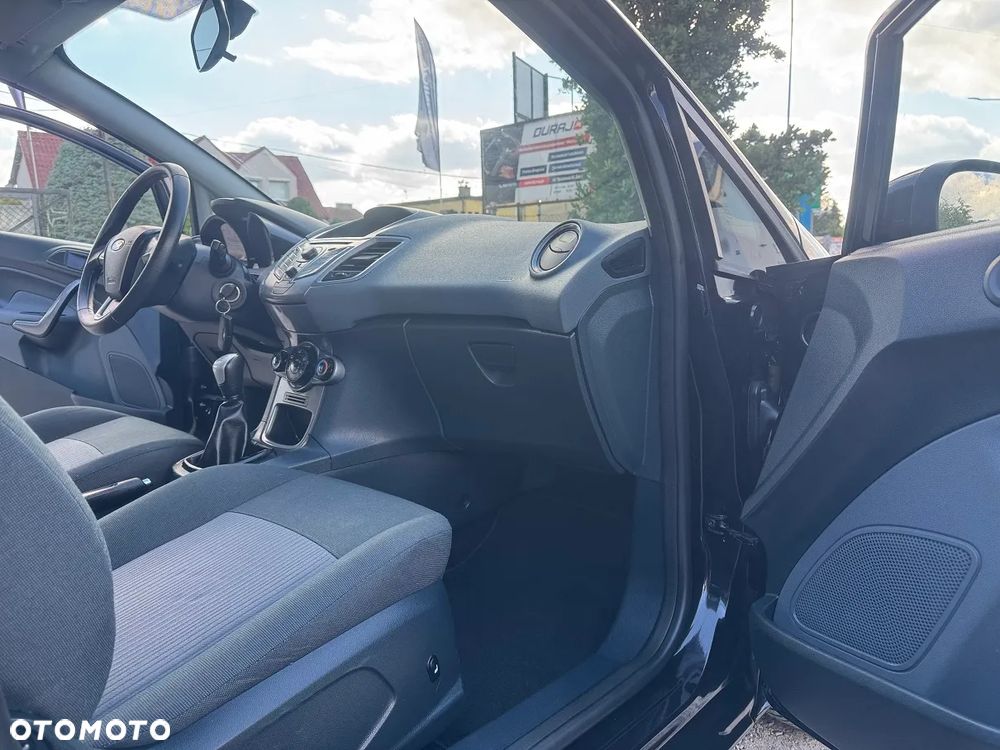 Ford Fiesta - 28