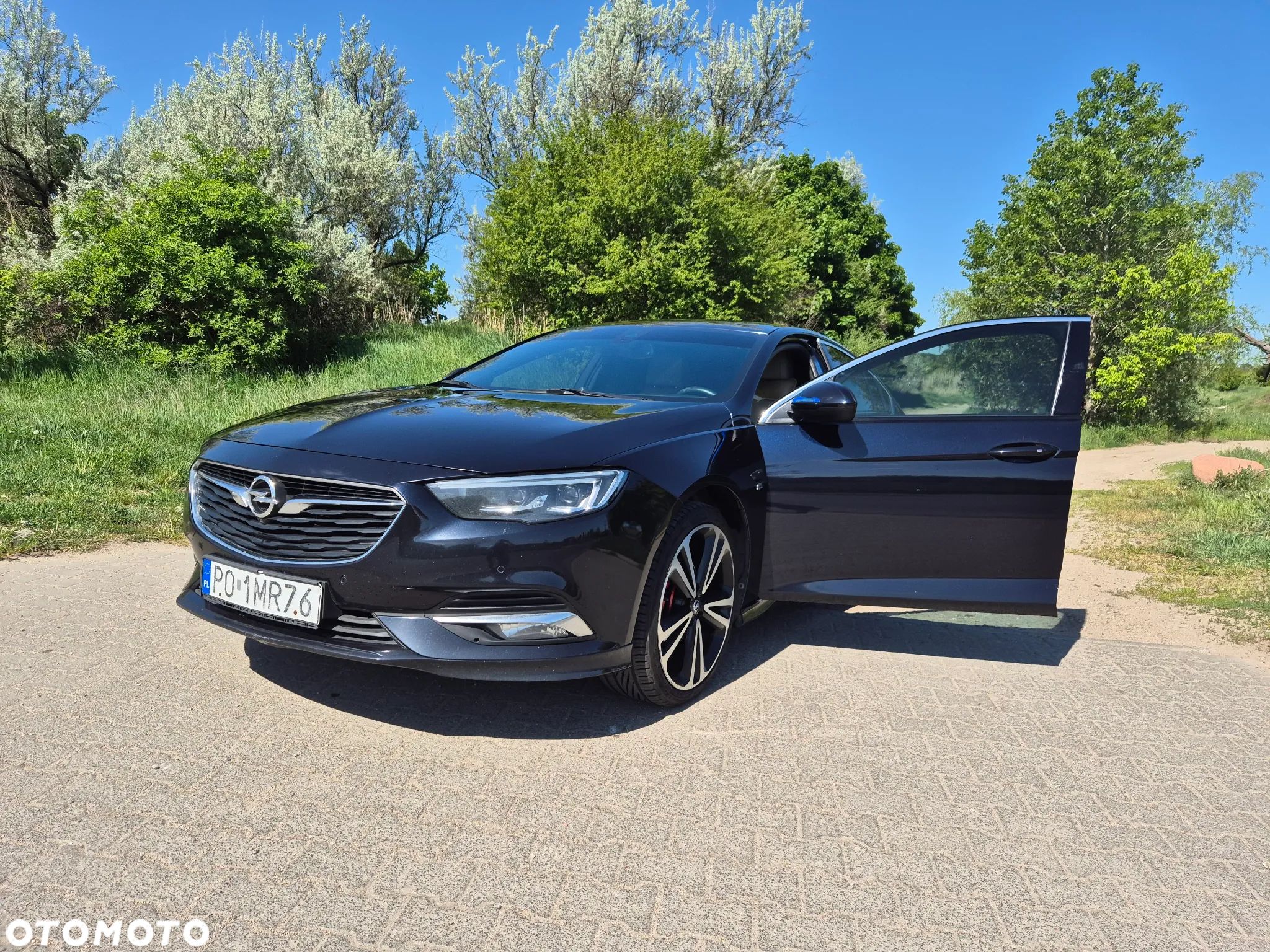 Opel Insignia - 1