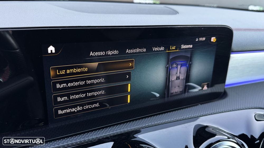 Mercedes-Benz CLA 200 d Shooting Brake 8G-DCT AMG Line - 28