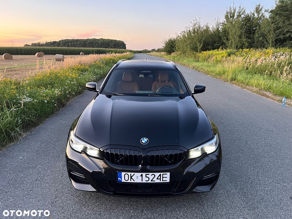 BMW Seria 3 330i xDrive M Sport - 30
