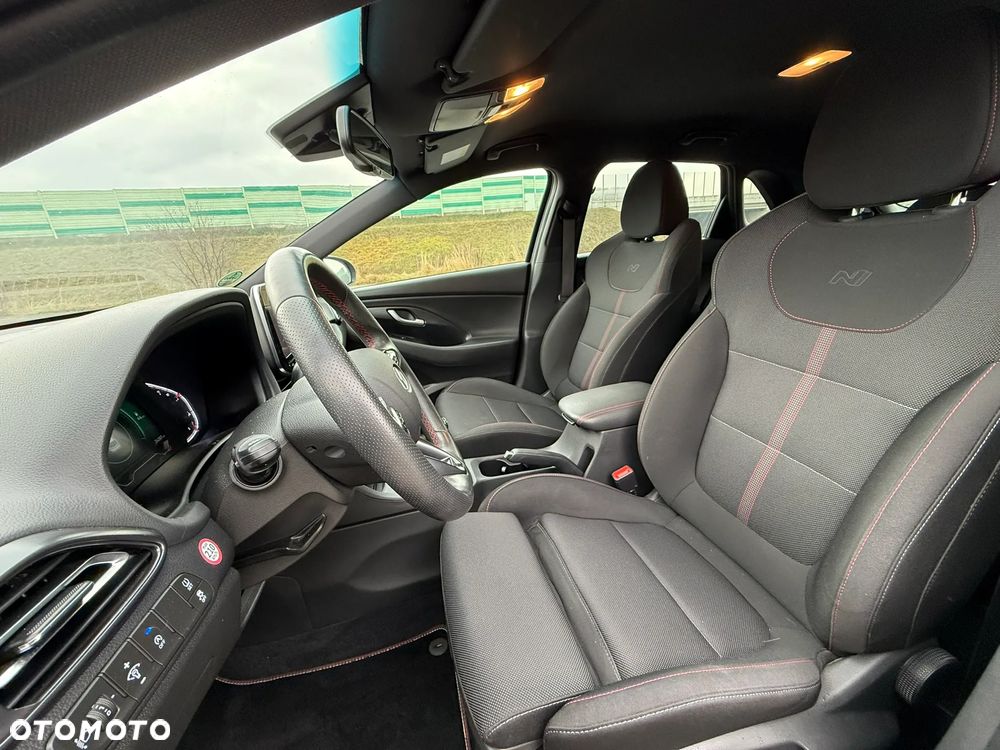 Hyundai i30 1.5 T-GDI 48V-Hybrid N-Line - 14
