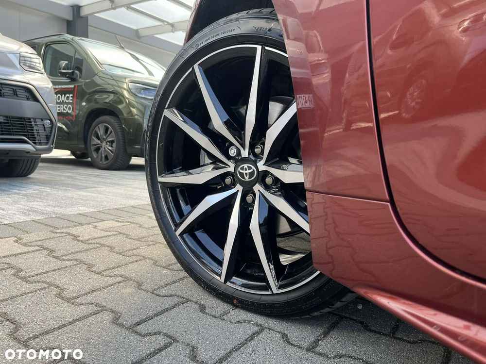 Toyota Corolla 2.0 Hybrid GR Sport - 8