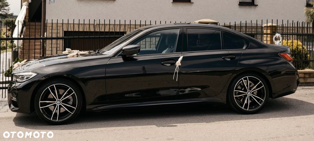 BMW Seria 3 330i M Sport - 24